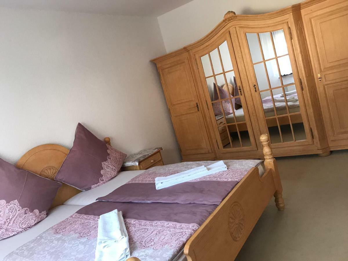 Ferienwohnung Niederfell - An Der Mosel Buitenkant foto